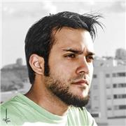 Licenciado en Bellas Artes e ilustrador profesional especializado en anatomía.